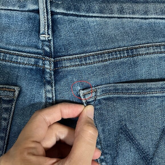 Mother The Looker Ankle Fray in Hey Sun Jeans - Women's Size 24 - Blue - Picture 4 of 10